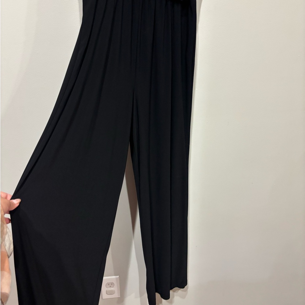 Annalee + Hope Black Sleeveless Jumpsuit - Picture 2 of 4